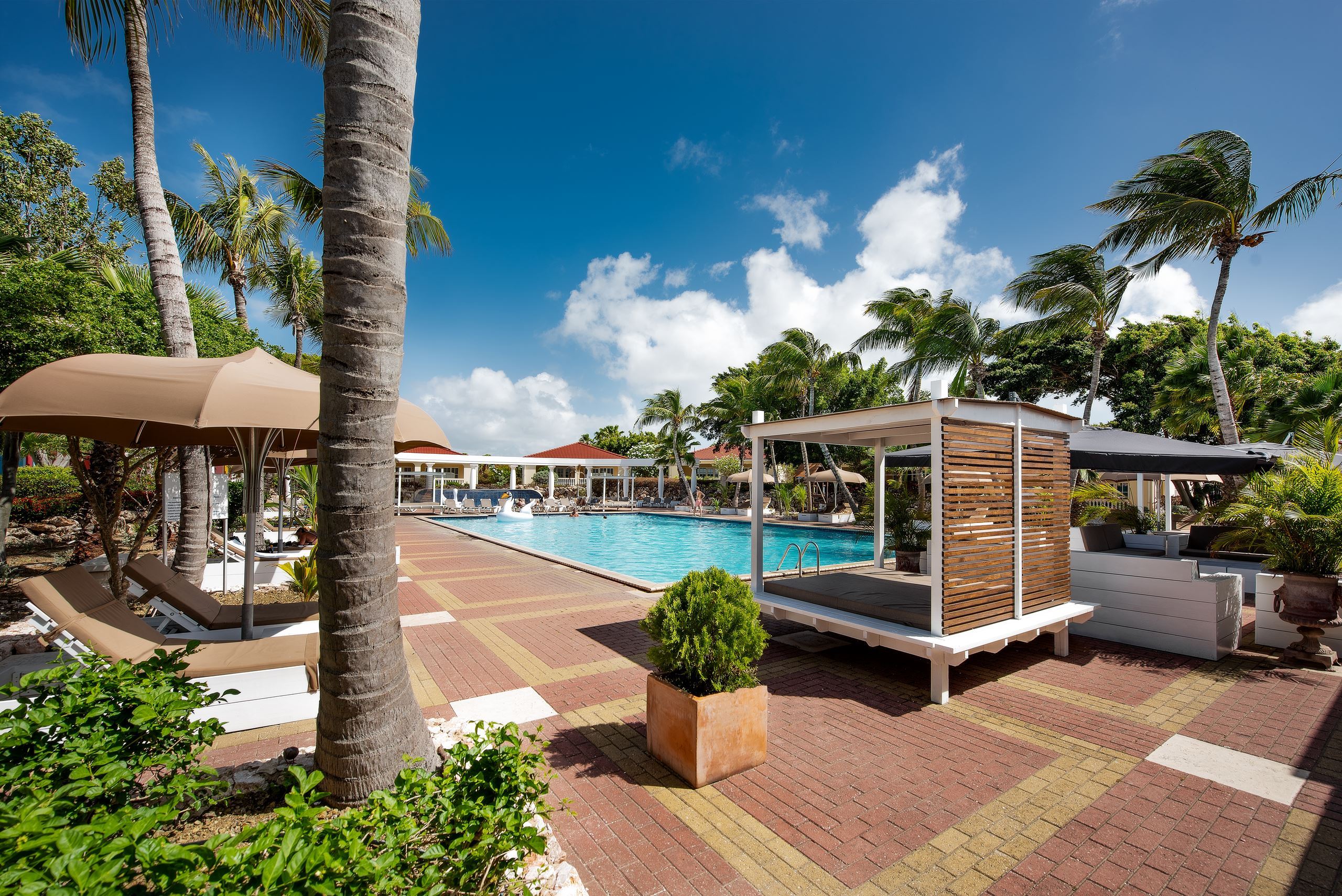 Jan Thiel Top 5 resorts Curacao; Het Livingstone Jan Thiel Resort